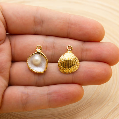 Pearl Pendant in Oyster Shell